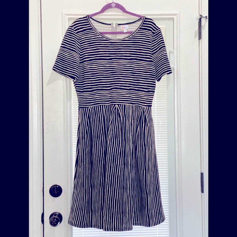 Amelia by Lularoe